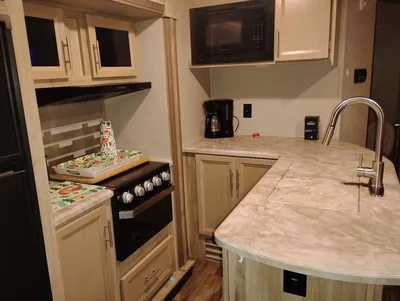 2020 coachman Catalina in permanent site Desert Lake Campground