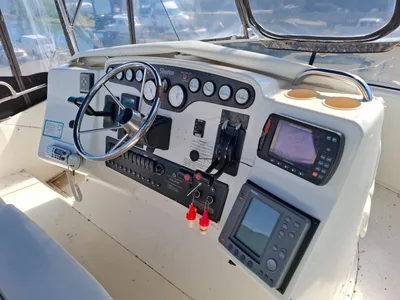 1996 Silverton 372 Motor Yacht