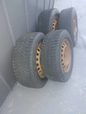 235/65R16 Bridgestone Blizzak Tires