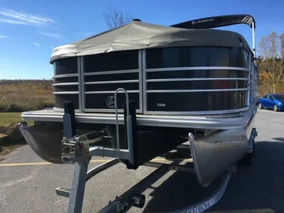 Legend Tri-Pontoon Boat For Sale