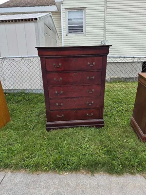 free dresser's