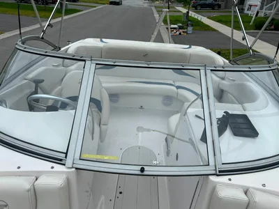 2006 Starcraft Nexstar 20' Bowrider with EZ Loader Trailer