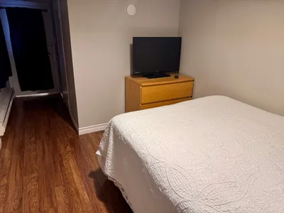 Downtown Room | Sept 1