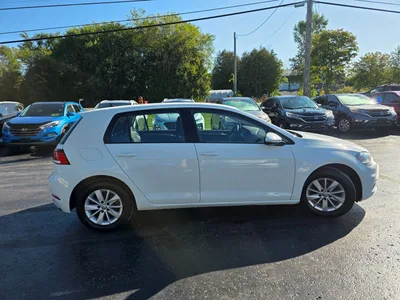 2018 Volkswagen Golf TSi S