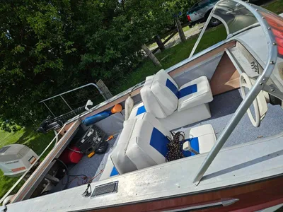 16ft Starcraft Jupiter V O.B. with 1970 60hp evinrude.