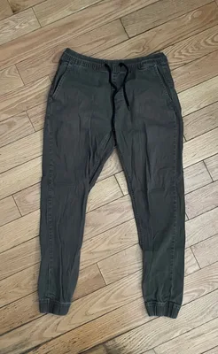 4 Pairs Bluenotes Men’s Size S. Pants