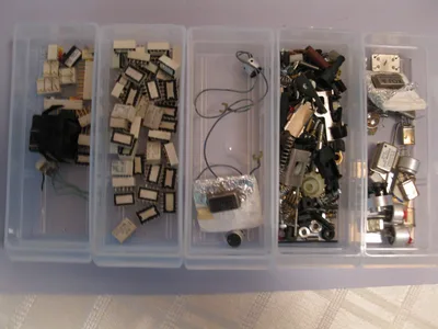 ELECTRONIC COMPONENTS