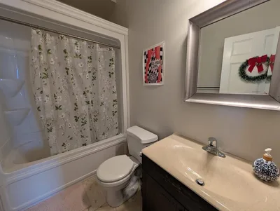 Room available for rent near Queen’s University