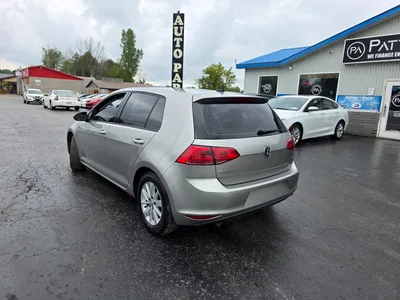 2016 Volkswagen Golf TSi S