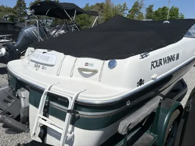 1999 Four Winns 180