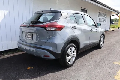 2024 Nissan Kicks S ONLY 14,950KM!