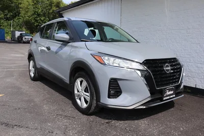 2024 Nissan Kicks S ONLY 14,950KM!