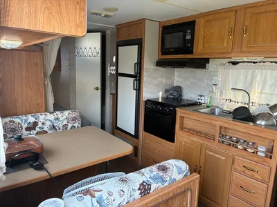 19ft Camper trailer 2005 Fleetwood Wilderness