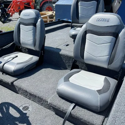 2026 Lowe Boats Skorpion 17