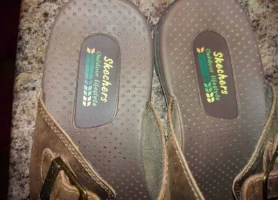 sandals ..skechers..size 9