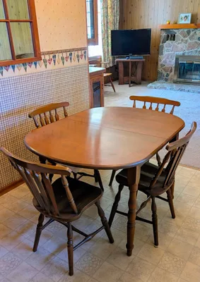 Maple Dining Table with 6 chairs