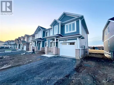 94 GOLF LINKS DRIVE Loyalist (Bath), Ontario