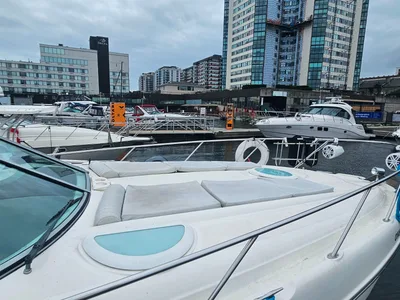 2005 Maxum 3100 SE – Twin MerCruisers – Beautifully Equipped