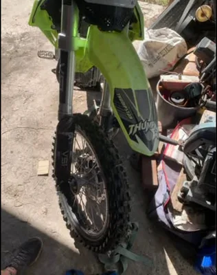 Thump star 140cc dirt bike