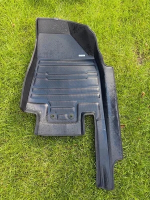 Nissan Pathfinder Mats TuxMat Full Set