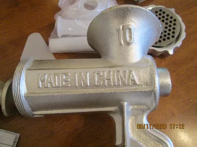 New MEAT GRINDER #10 Cast Iron EASTMAN OUTDOORS, Made in China
