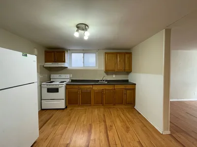 2 bedroom apartment downtown Kingston - 2-251 MacDonnell