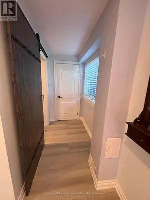 LOWER UNIT - 3 SOLMES STREET Prince Edward County (Sophiasburg W
