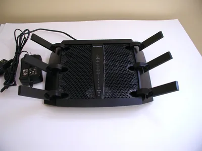 Netgear R8000-Nighthawk X6 AC3200 Tri Band Router