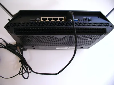 Netgear R8000-Nighthawk X6 AC3200 Tri Band Router