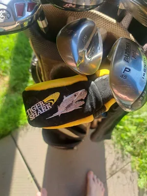 Men's RH, I-Drive Hybrid Golf Clubs