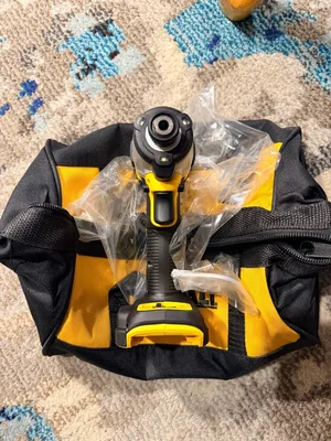 DEWALT 20V MAX XR Brushless Cordless 1/4” 3-Speed Impact Driver
