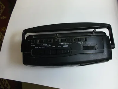 PORTABLE RADIO CASSETTE RECORDER