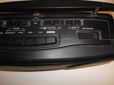 PORTABLE RADIO CASSETTE RECORDER