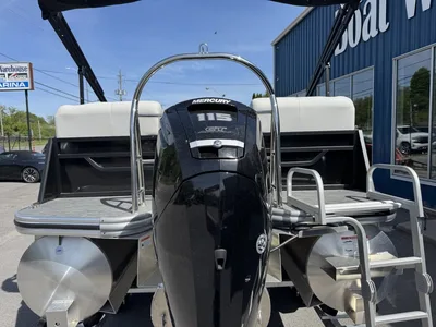 2026 Lowe Boats SS 230 WV TRI-TOON MERCURY 115HP