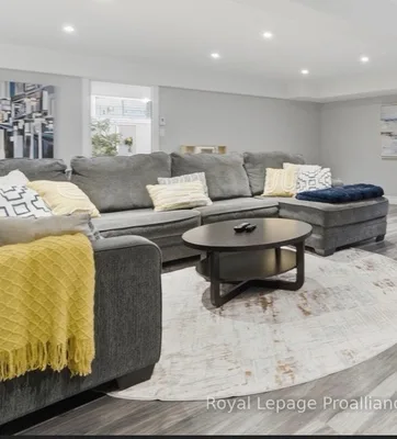 Tracling Sectional with Chaise- Ashley Furniture