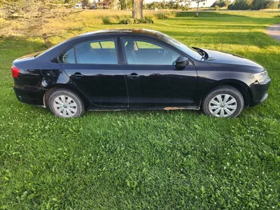2013 Jetta 2.0 5-Speed Manual Clean Commuter Car