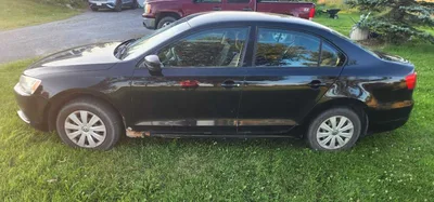2013 Jetta 2.0 5-Speed Manual Clean Commuter Car
