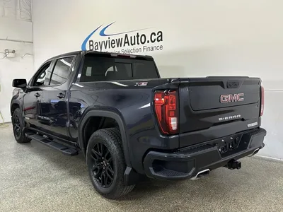2024 GMC Sierra 1500 Crew Cab Short Box Elevation 5.3L/PWR BUCKE