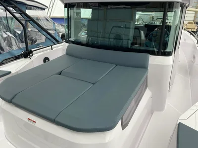 2025 Axopar 37 XC CROSS CABIN