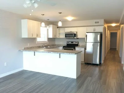 King St West and Union - Bedrooms for Rent