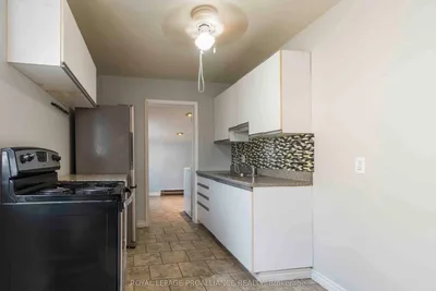 2 bedroom 1 bath - house for rent