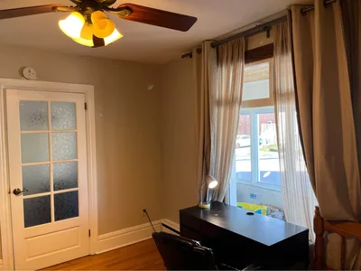 Downtown furnished room available for rent on Nov 1