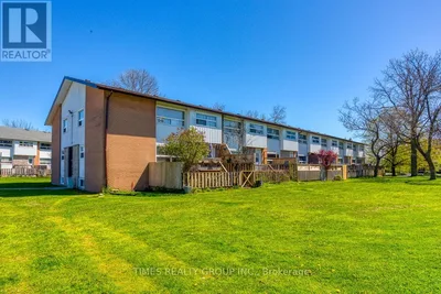 #F - 23 MANITOU CRESCENT W Loyalist (Amherstview), Ontario
