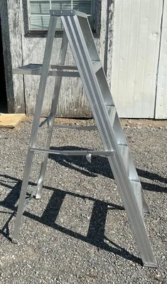 Ladders:  6ft. & 5ft. Aluminum Ladders  with paint tray