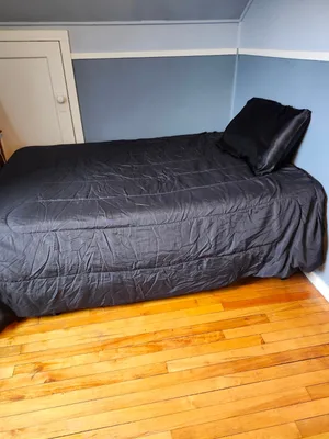 Comfortable large room to rent to single person October 15th