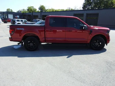 2025 Ford F 150 Clean Carfax. 1 Owner. Showroom Condition. Nav
