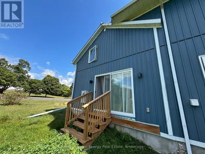 2 - 18683 LOYALIST PARKWAY Prince Edward County (Hillier Ward),