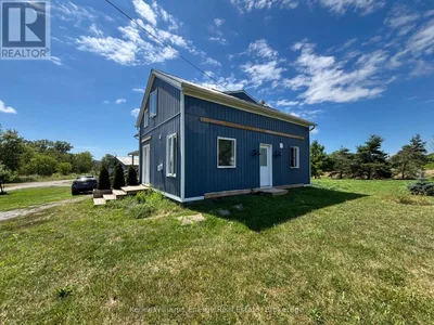 2 - 18683 LOYALIST PARKWAY Prince Edward County (Hillier Ward),