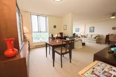 1 Bedroom Split (2 Storey) Apartment for Rent in Belleville!