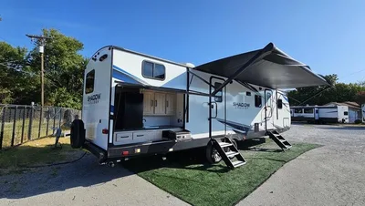 Shadow Cruiser Travel Trailer --NOT A PARK MODEL--